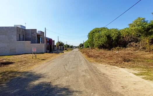 Los Robles y Lopez Jordan – 750m2