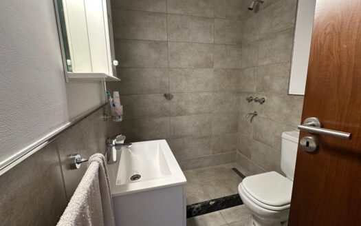 Increíble Departamento, Dos ambientes con Terraza Exclusiva y Cochera!