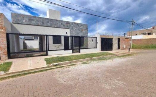 Casa de Dos Dormitorios – Zona Norte