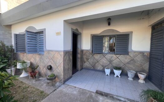 Amplia Casa en Venta en San Agustin!