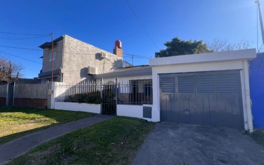 Amplia Casa en Venta en San Agustin!