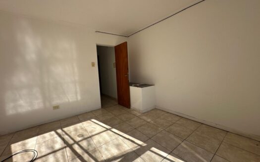 Hermoso Departamento en alquiler en calle Nogoyá 694.