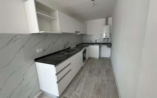 SE ALQUILA DPTO UN DORMI DOS BAÑOS A ESTRENAR