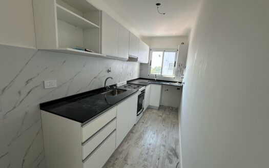 SE ALQUILA DPTO UN DORMI DOS BAÑOS A ESTRENAR