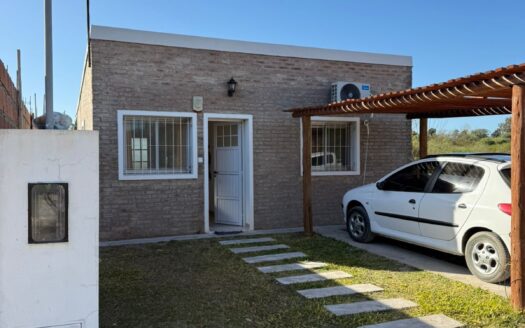 CASA EN ALQUILER – JARDINES DON BOSCO