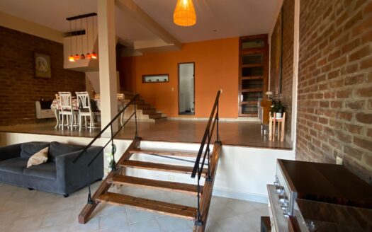 Casa en Venta en Zona Bajada Grande con Salida Al Rio!