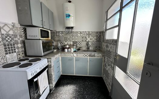 Pascual Palma y Urquiza. Se vende hermoso Departamento reciclado a nuevo!