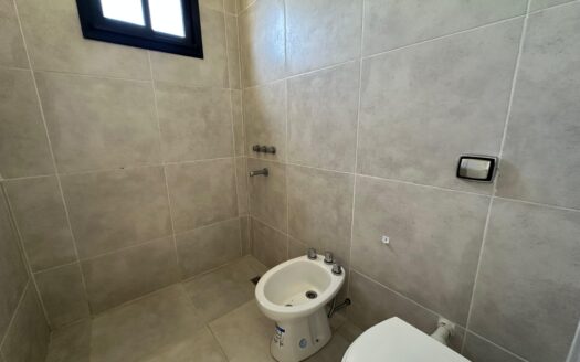 CASA EN ALQUILER – JARDINES DON BOSCO