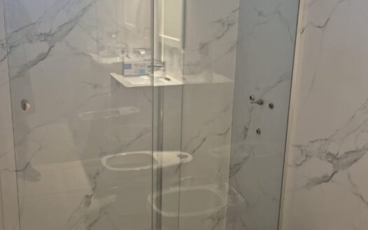 Garay y Cordoba. Gran departamento en Venta Refaccionado a Nuevo!