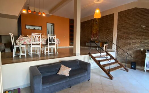 Casa en Venta en Zona Bajada Grande con Salida Al Rio!
