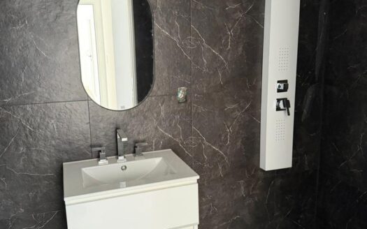 Las Cotorras , Oro Verde