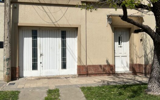 Impecable Casa Con Pileta A metros Gral Paz