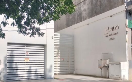 Cochera en Barrio Sur