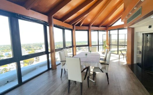 Departamento de 2 dormitorios en Venta. Cervantes y Santiago del estero.