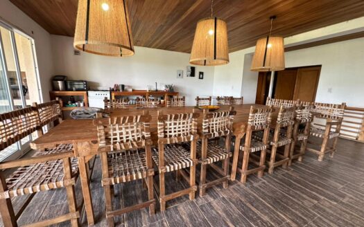 Casa en Venta destacada en Puerto Urquiza: Frente al rio Paraná. Av estrada 2011