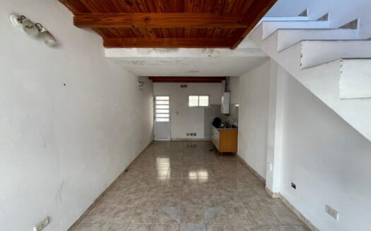 Dúplex de 1 dorm, en zona hospital La Baxada