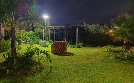 Aries 23.  Amplio jardin mas Casa en Venta en La Paloma. Uruguay