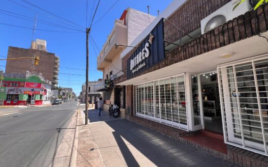 LOCAL COMERCIAL CENTRICO EN ALQUILER