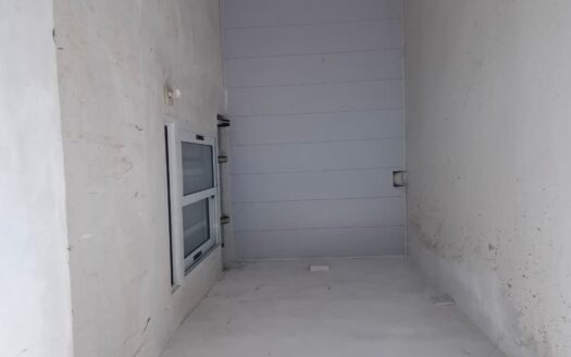 VENTA – Amplia Casa dos Pisos