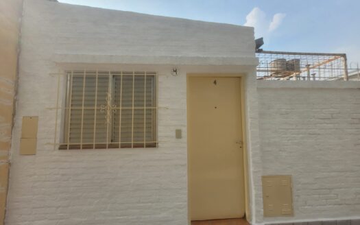 San José 1941 PH planta baja depto 4