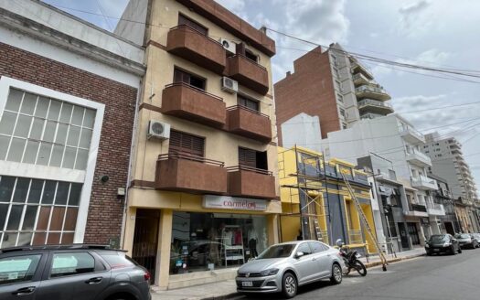 DEPARTAMENTO 2 DORMITORIOS – OPORTUNIDAD DE INVERSIÓN EN PLENO CENTRO. Calle Cervantes 217