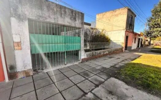 CASA EN JUAN JOSE VALLE 54300